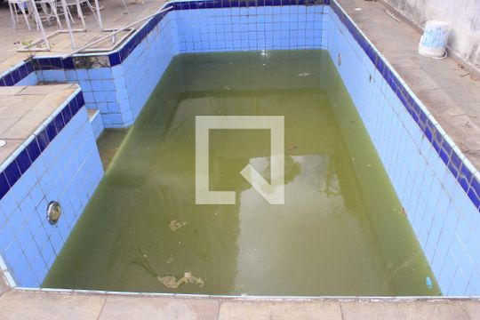 Piscina de casa para alugar com 4 quartos, 350m² em Cidade Maia, Guarulhos