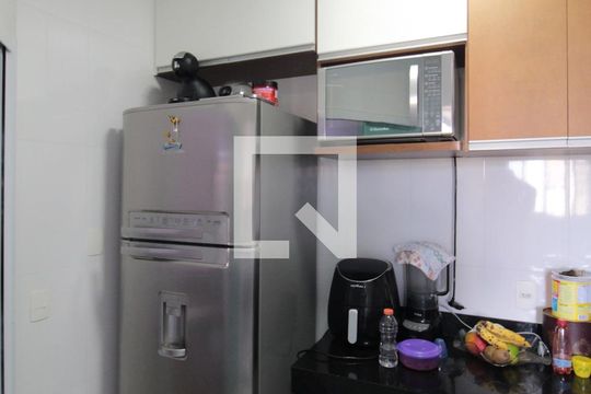 Cozinha de apartamento à venda com 3 quartos, 62m² em Jardim Guanabara, Belo Horizonte
