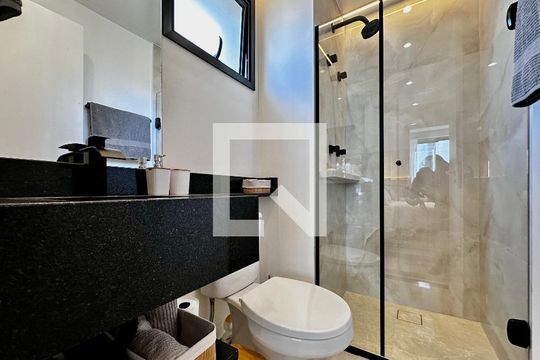 Banheiro de kitnet/studio à venda com 0 quarto, 27m² em Brooklin, São Paulo