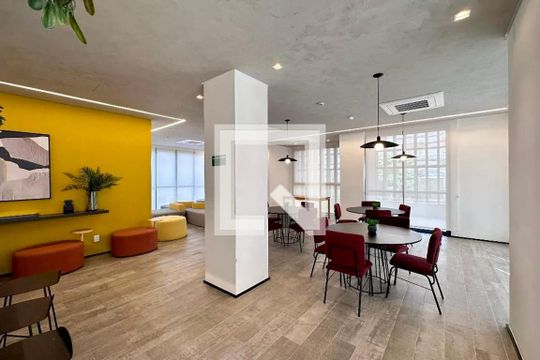 Área comum de kitnet/studio para alugar com 0 quarto, 25m² em Brooklin, São Paulo