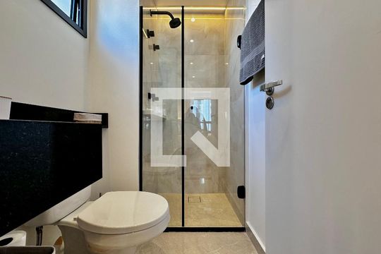 Banheiro de kitnet/studio à venda com 0 quarto, 27m² em Brooklin, São Paulo