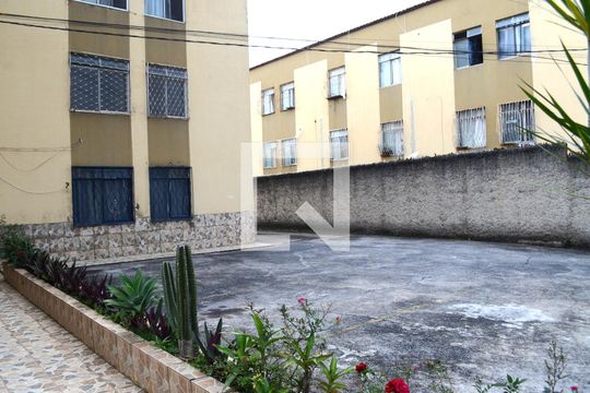 Garagem de apartamento para alugar com 2 quartos, 52m² em Ribeiro de Abreu, Belo Horizonte
