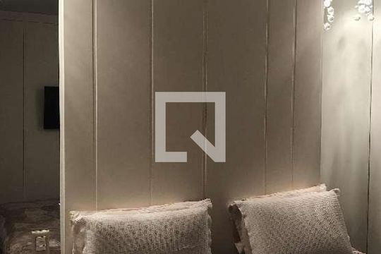 Apartamento para alugar com 2 quartos, 89m² em Vila Santo Estefano, São Paulo