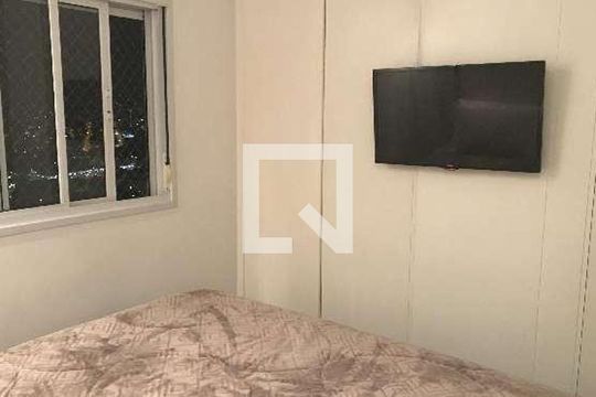 Apartamento para alugar com 2 quartos, 89m² em Vila Santo Estefano, São Paulo