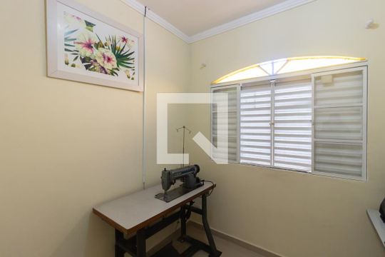 Quarto 1 de casa à venda com 2 quartos, 250m² em Itaquera, São Paulo