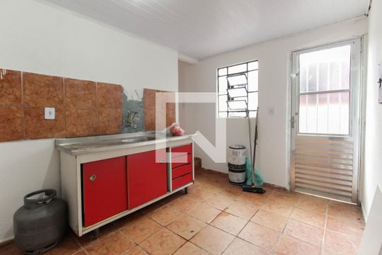 Casa para alugar com 2 quartos, 60m² em Itaquera, São Paulo