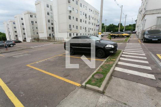 Garagem de apartamento para alugar com 2 quartos, 40m² em Morro Santana, Porto Alegre