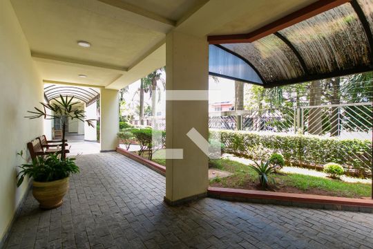 Área comum de apartamento à venda com 3 quartos, 67m² em Vila Regina, São Paulo
