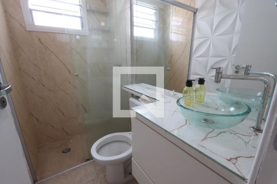 Banheiro de apartamento à venda com 2 quartos, 47m² em Jardim Santa Terezinha (zona Leste), São Paulo