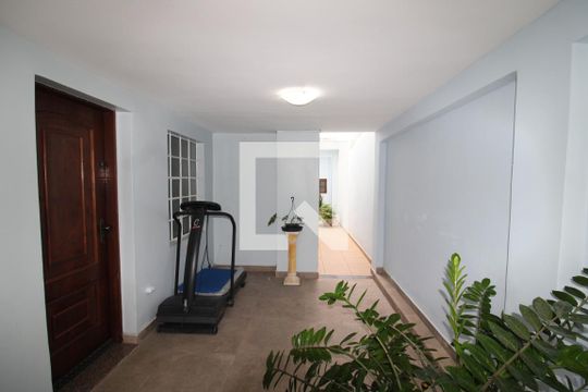 Garagem de casa para alugar com 3 quartos, 178m² em Mandaqui, São Paulo