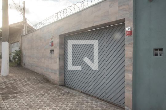 Fachada de casa à venda com 5 quartos, 300m² em Vila da Saúde, São Paulo