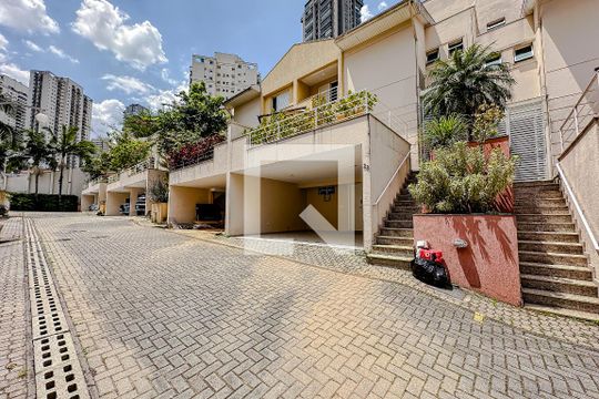 Área comum de casa de condomínio à venda com 3 quartos, 145m² em Vila Mariana, São Paulo