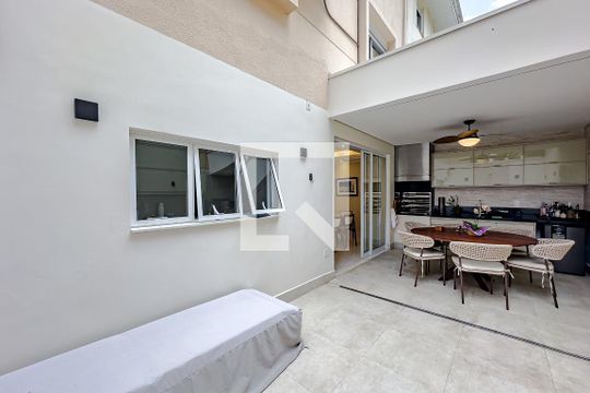 Área externa de casa de condomínio à venda com 3 quartos, 145m² em Vila Mariana, São Paulo