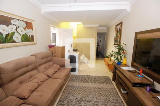 Casa à venda com 2 quartos, 200m² em Jardim Umarizal, São Paulo