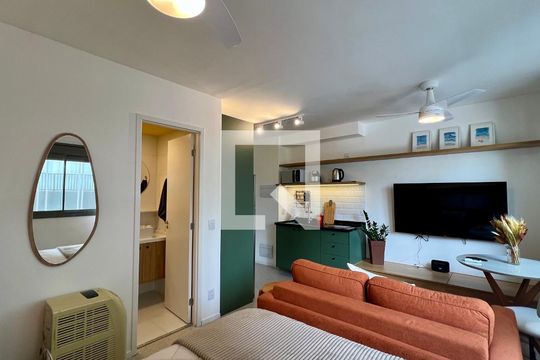 Quarto de kitnet/studio à venda com 1 quarto, 24m² em Pinheiros, São Paulo