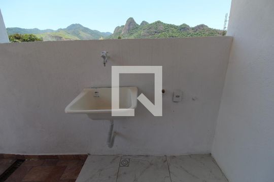 Área de Serviço de casa de condomínio à venda com 2 quartos, 162m² em Taquara, Rio de Janeiro
