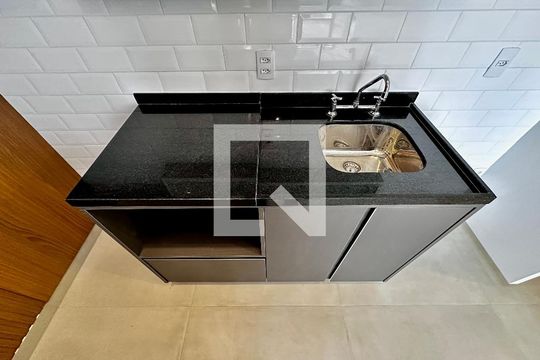 Cozinha de apartamento à venda com 2 quartos, 59m² em Santo Amaro, São Paulo