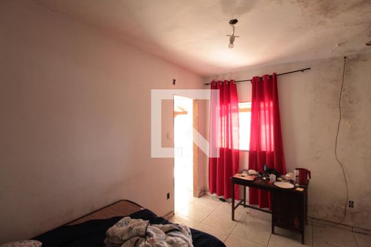 Suite de casa para alugar com 4 quartos, 360m² em Jardim dos Comerciários, Belo Horizonte