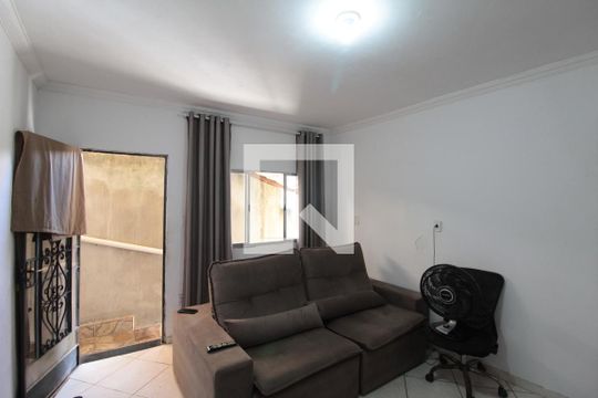 Casa para alugar com 4 quartos, 360m² em Jardim dos Comerciários, Belo Horizonte