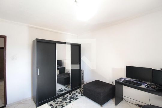Quarto 2 de casa para alugar com 4 quartos, 360m² em Jardim dos Comerciários, Belo Horizonte