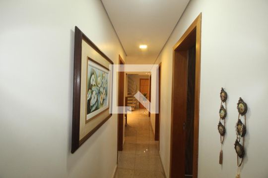 Corredor  de apartamento à venda com 3 quartos, 205m² em Calafate, Belo Horizonte