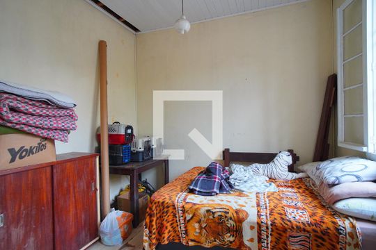 Quarto 2 de casa à venda com 2 quartos, 200m² em Santa Maria Goretti, Porto Alegre