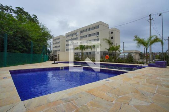 Área comum - Piscina de apartamento à venda com 2 quartos, 42m² em Rubem Berta, Porto Alegre