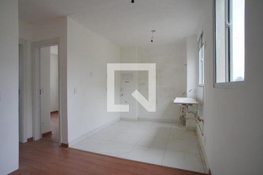 Sala de apartamento à venda com 2 quartos, 42m² em Rubem Berta, Porto Alegre