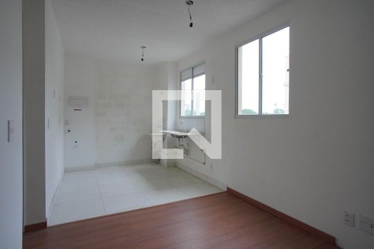 Sala de apartamento à venda com 2 quartos, 42m² em Rubem Berta, Porto Alegre