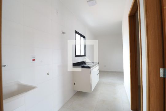 Cozinha / Área de serviço de apartamento para alugar com 2 quartos, 40m² em Vila Germinal, São Paulo