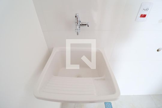 Cozinha / Área de serviço de apartamento para alugar com 2 quartos, 40m² em Vila Germinal, São Paulo