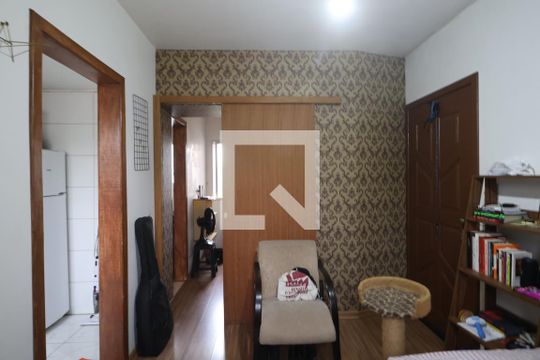 Apartamento para alugar com 1 quarto, 35m² em Guajuviras, Canoas
