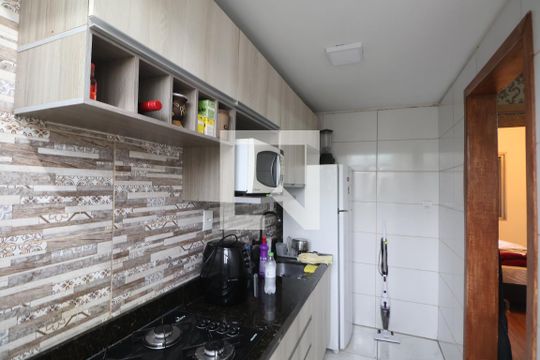 Cozinha e Área de Serviço de apartamento para alugar com 1 quarto, 35m² em Guajuviras, Canoas
