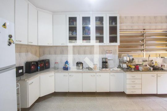 Cozinha de casa à venda com 3 quartos, 250m² em Jardim Germania, São Paulo