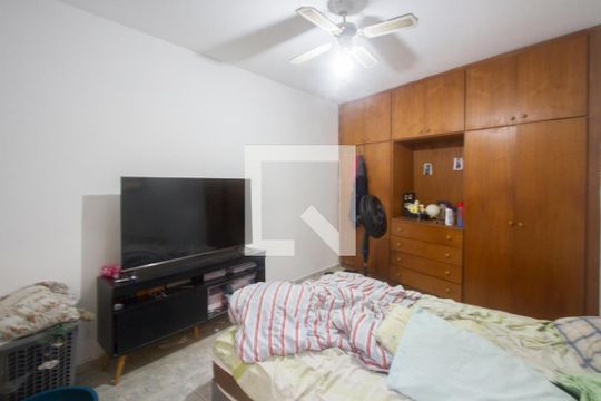 Quarto de Serviço de casa à venda com 3 quartos, 250m² em Jardim Germania, São Paulo