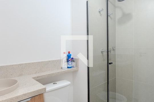 Banheiro de kitnet/studio à venda com 0 quarto, 20m² em Bela Vista, São Paulo