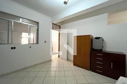 Casa para alugar com 2 quartos, 70m² em Vila Guarani (zona Sul), São Paulo