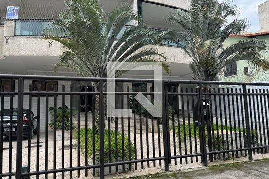 Plaquinha Quinto Andar de apartamento à venda com 3 quartos, 130m² em Barra da Tijuca, Rio de Janeiro