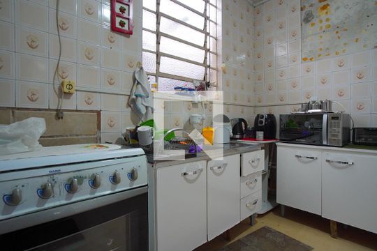 Cozinha de casa à venda com 4 quartos, 250m² em São João, Porto Alegre