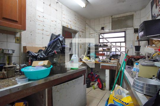 Área de Serviço de casa à venda com 4 quartos, 250m² em São João, Porto Alegre