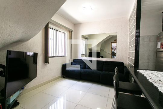Casa de Condomínio à venda com 2 quartos, 68m² em Penha de França, São Paulo