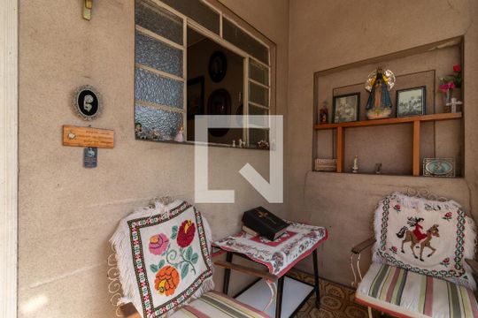 Varanda de casa à venda com 3 quartos, 220m² em Parque Peruche, São Paulo