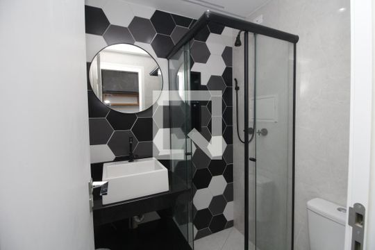 Banheiro de kitnet/studio à venda com 1 quarto, 22m² em Vila Esperança, São Paulo