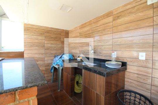 Cozinha de kitnet/studio para alugar com 1 quarto, 84m² em Jacarepaguá, Rio de Janeiro