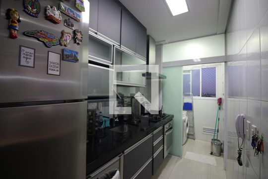 Cozinha de apartamento para alugar com 2 quartos, 70m² em Independência, São Bernardo do Campo