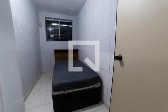 Quarto de kitnet/studio para alugar com 1 quarto, 22m² em Santa Efigênia, Belo Horizonte