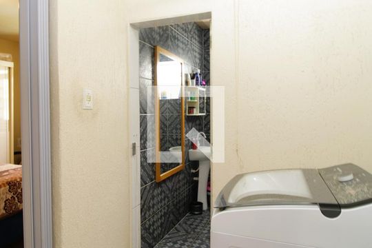 Corredor - Quartos de casa para alugar com 2 quartos, 60m² em Tremembé, São Paulo