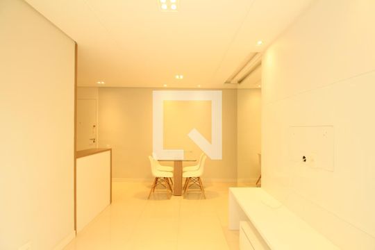 Sala de apartamento para alugar com 2 quartos, 54m² em Jardim Monte Kemel, São Paulo