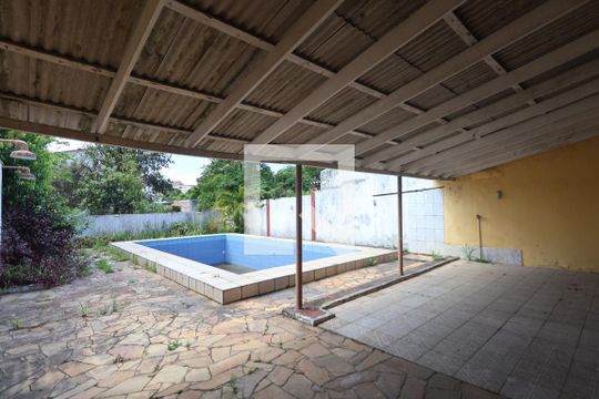 Área comum - Piscina de casa à venda com 3 quartos, 587m² em Nossa Senhora das Gracas, Canoas