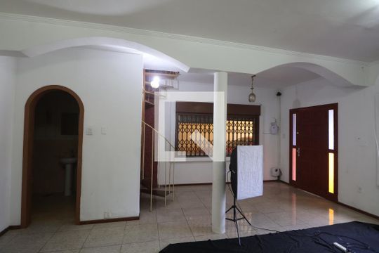 Casa à venda com 3 quartos, 587m² em Nossa Senhora das Gracas, Canoas